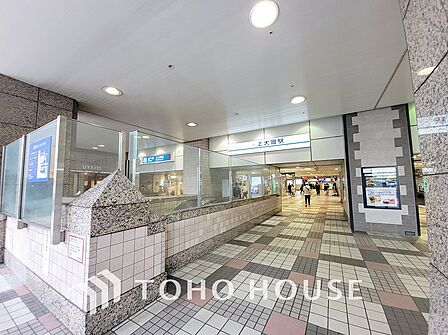 京急本線「上大岡」駅 距離880m