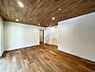 リビング/ダイニング：入居時撮影。全室南向きの明るい陽光の差し込む素敵なお部屋です♪詳細は小林090-8348-9841までお気軽にご連絡下さい♪