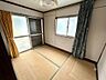 洋室：1階3帖の和室です。収納としても趣味部屋としてもお使いいただけます。※AIで家具や物を消しています。