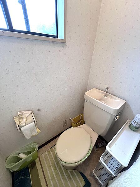 トイレを拡大表示