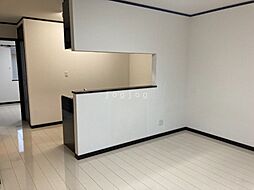 アーバン花園 202 2階2LDKのリビング/ダイニング