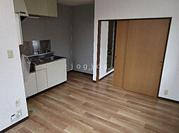 フレンズ北光 101 1階1DKのリビング/ダイニング