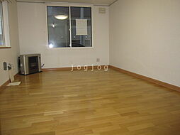 ナシラ・ライズ 103 1階2LDKのリビング/ダイニング