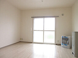 コーポポラススピティ 3階1Kのリビング/ダイニング