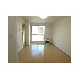 ロイヤルハイム啓北 204 2階ワンルームのリビング/ダイニング