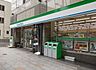 周辺：ファミリーマート築地一丁目店 くすりの福太郎銀座1丁目店 492m