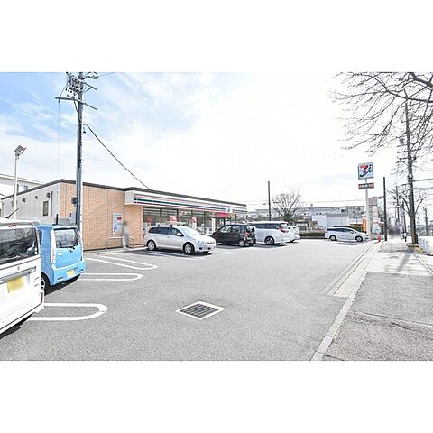 コンビニ「セブンイレブン名古屋久方1丁目店まで500ｍ」
