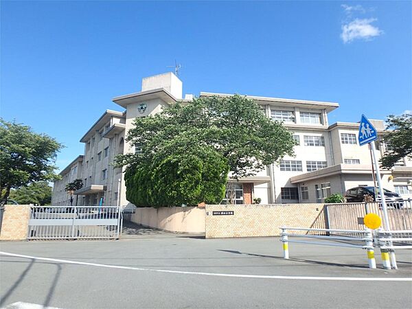 画像16:松阪市立徳和小学校（2218m）