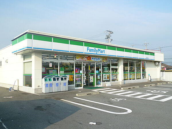 画像15:ファミリーマート 松阪花岡店（660m）