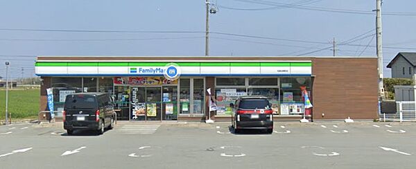 画像18:ファミリーマート 松阪出間町店（1792m）