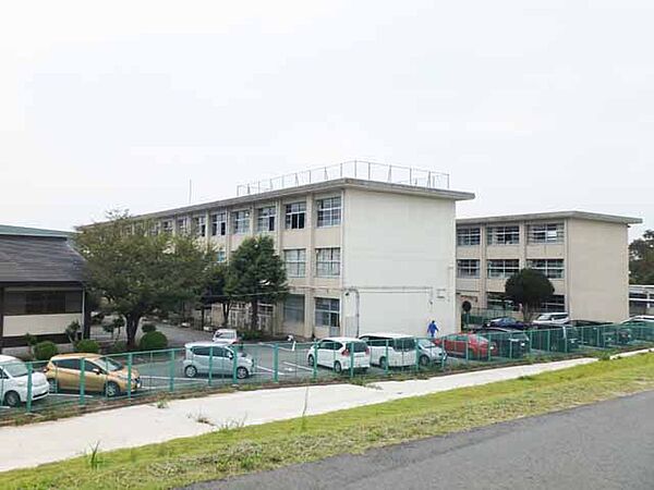 画像17:松阪市立東部中学校（2074m）