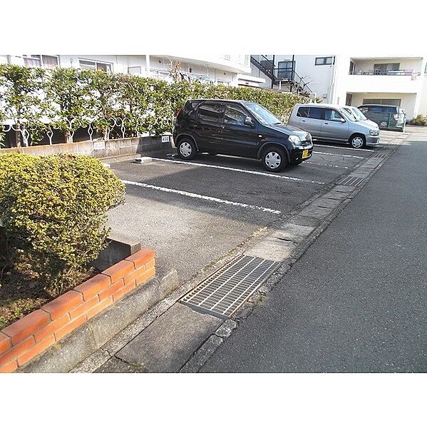 画像20:☆便利な敷地内駐車場☆