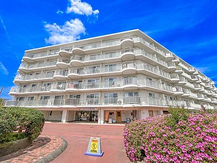 【外観】毎日のお散歩も楽しく緑に恵まれた静かな住宅となります。伸び伸びスローライフを叶えてくれます。