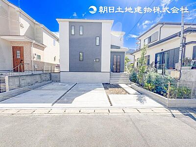外観:【外観】流行に左右されず将来にわたって価値が継続する佇まい!良好な住環境が保たれたエリアで新生活を! 外観:【外観】流行に左右されず将来にわたって価値が継続する佇まい!良好な住環境が保たれたエリアで新生活を!