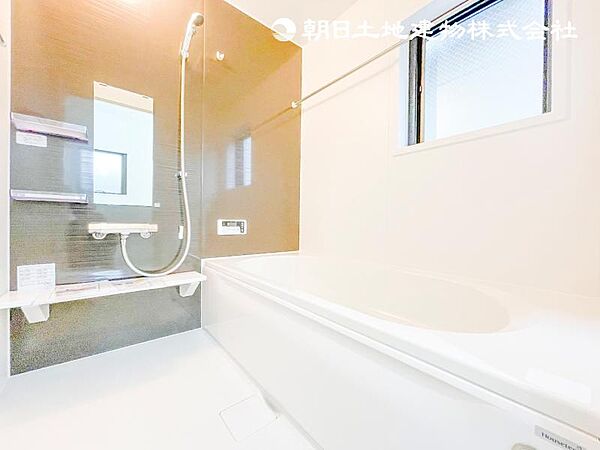 浴室を拡大表示
