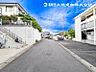 外観：【外観】周辺にもきれいな家が立ち並びきれいで静かな住宅地です。清潔感のあるデザインにしました！