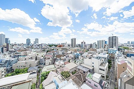 バルコニーからの眺望写真(南西側)、眺望は永続的に保証されるものではありません