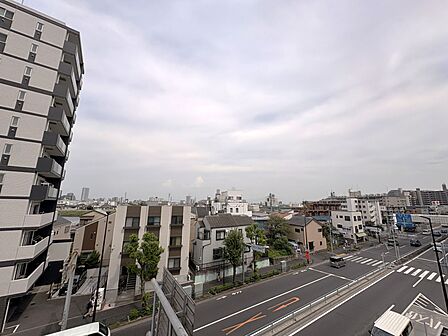 東側バルコニーからの眺望