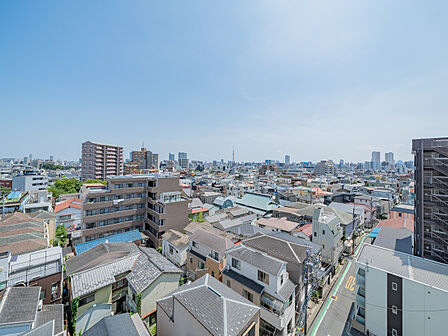 東側バルコニーからの眺望(南方向撮影)