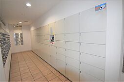 便利な宅配ボックス付き