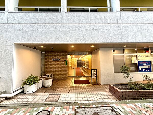 エントランスを拡大表示