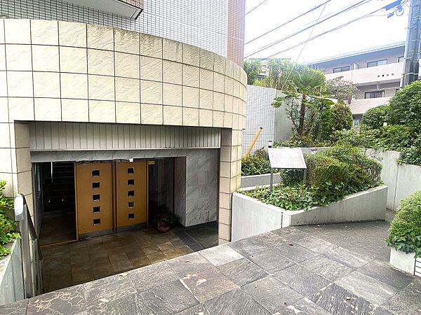 エントランスを拡大表示