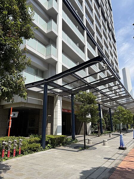 エントランスを拡大表示