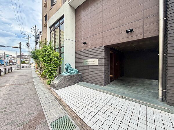 エントランスを拡大表示