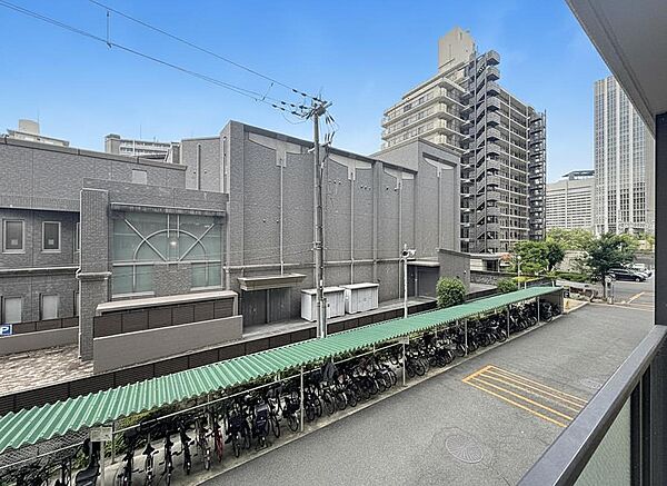 バルコニーを拡大表示