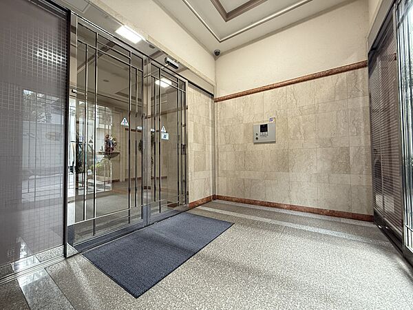 エントランスを拡大表示