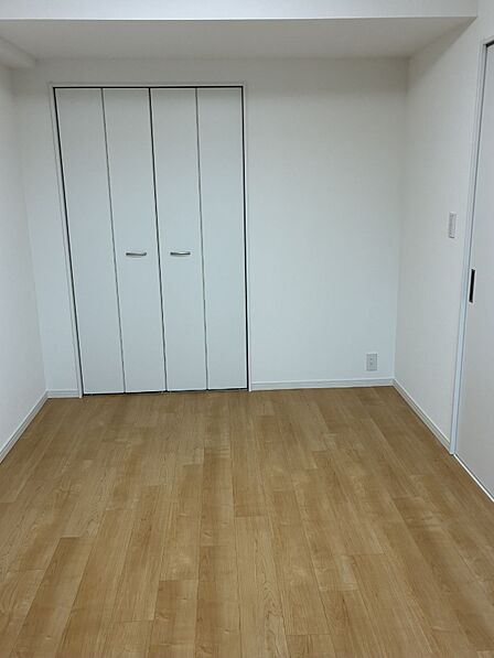 洋室（3）約6.0帖