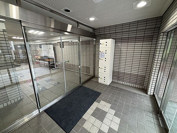 エントランスを拡大表示