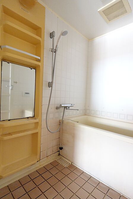 使い勝手のよいシングルレバー混合水栓です