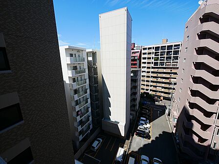 立体駐車場 駐車場料金月額15000円