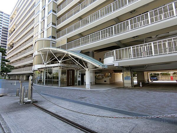 エントランスを拡大表示