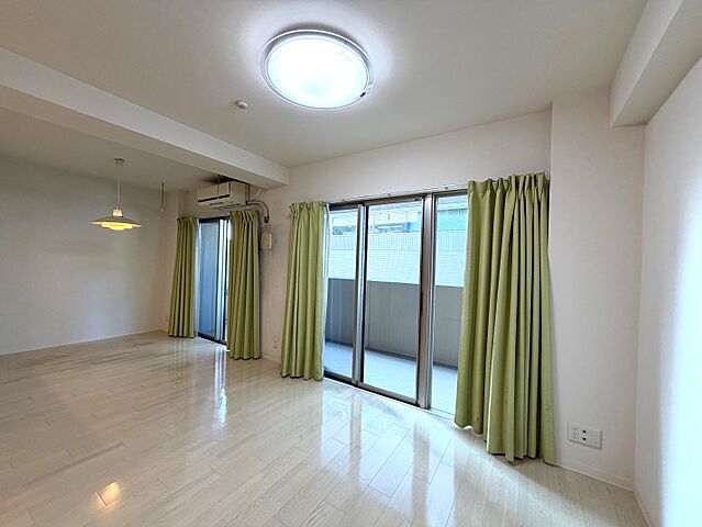 リビング/ダイニング 高松市中野町