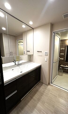 洗面 サーパス昭和町一丁目 1階/-