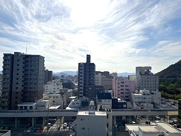 バルコニーを拡大表示