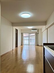 リビングダイニング