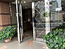 その他：建物出入口