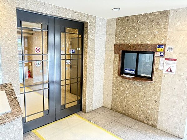 エントランスを拡大表示