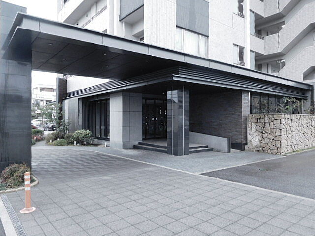 エントランス サーパス松江駅南レジデンス 8階/-