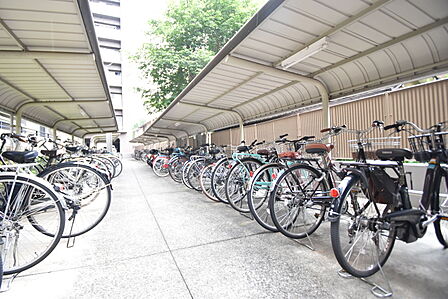 駐輪場(自転車 200円/月額)
