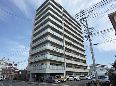 外観：マンション外観