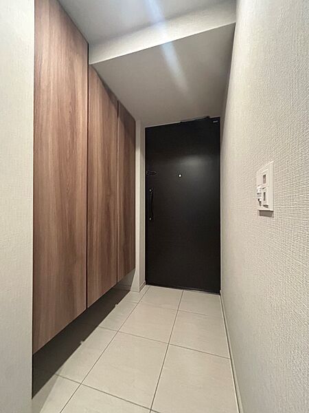 玄関を拡大表示