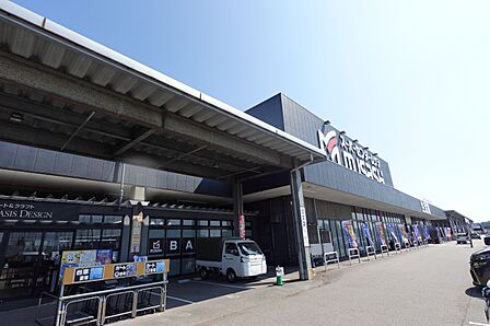 スーパーセンタームサシ金沢店