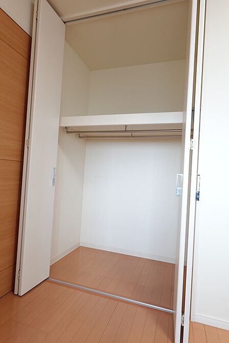 洋室2のクロゼット