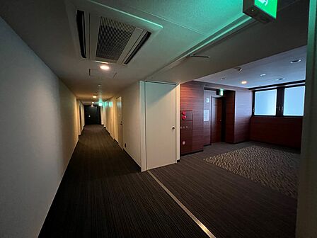 冷暖房設備の内廊下