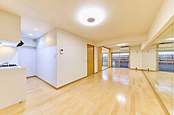 セザール御殿山 2LDKのリビング/ダイニング