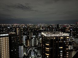 バルコニーからの眺望（夜景）